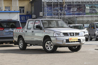 2011款D22皮卡 2.4L手动汽油两驱标准型