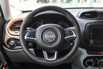 2016款自由侠1.4T自动智能版