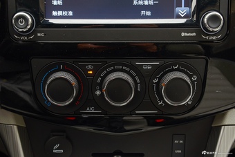 2017款风行S500 1.5L 手动豪华型 （灰色）