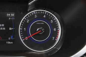 2016款中华V5 1.5T自动两驱智能型