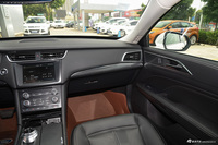 2015款金牛座2.0T自动时尚型 铂钻白