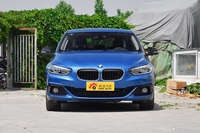2017款宝马1系118i自动设计套装型