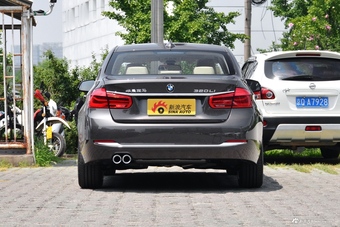 2018款宝马3系2.0T自动320Li 领先型豪华套装