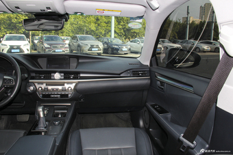 2016款雷克萨斯ES 2.0L自动200 Midnight特别限量版