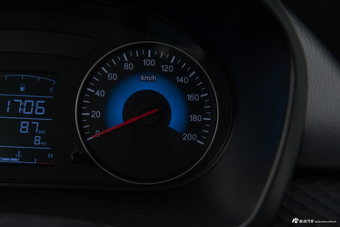 2018款风光330S 1.5L手动舒适型DK15