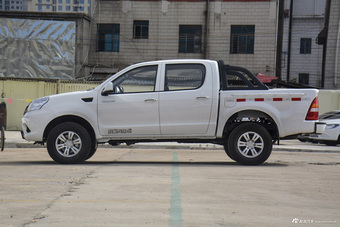 2015款拓陆者2.8T手动柴油四驱进取版