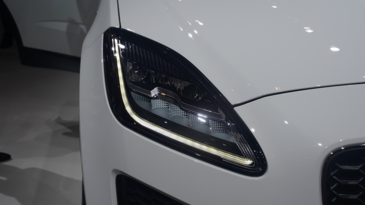 2018成都车展实拍：捷豹E-PACE