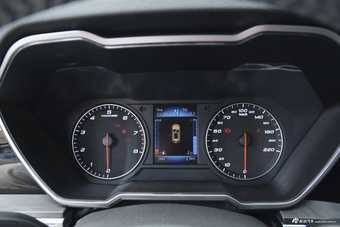 2018款众泰T800 2.0T自动尊享智联型7座