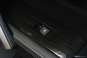 2018款斯威X7 1.5T手动豪华型7座