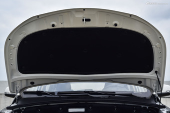 2016款 宝骏560 1.8L手动豪华型