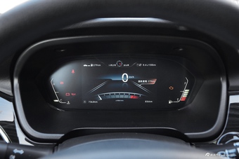 2017款北汽威旺 M50F 1.5L 手动豪华型 棕色