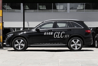 2017款奔驰GLC300 2.0T自动 4MATIC豪华型