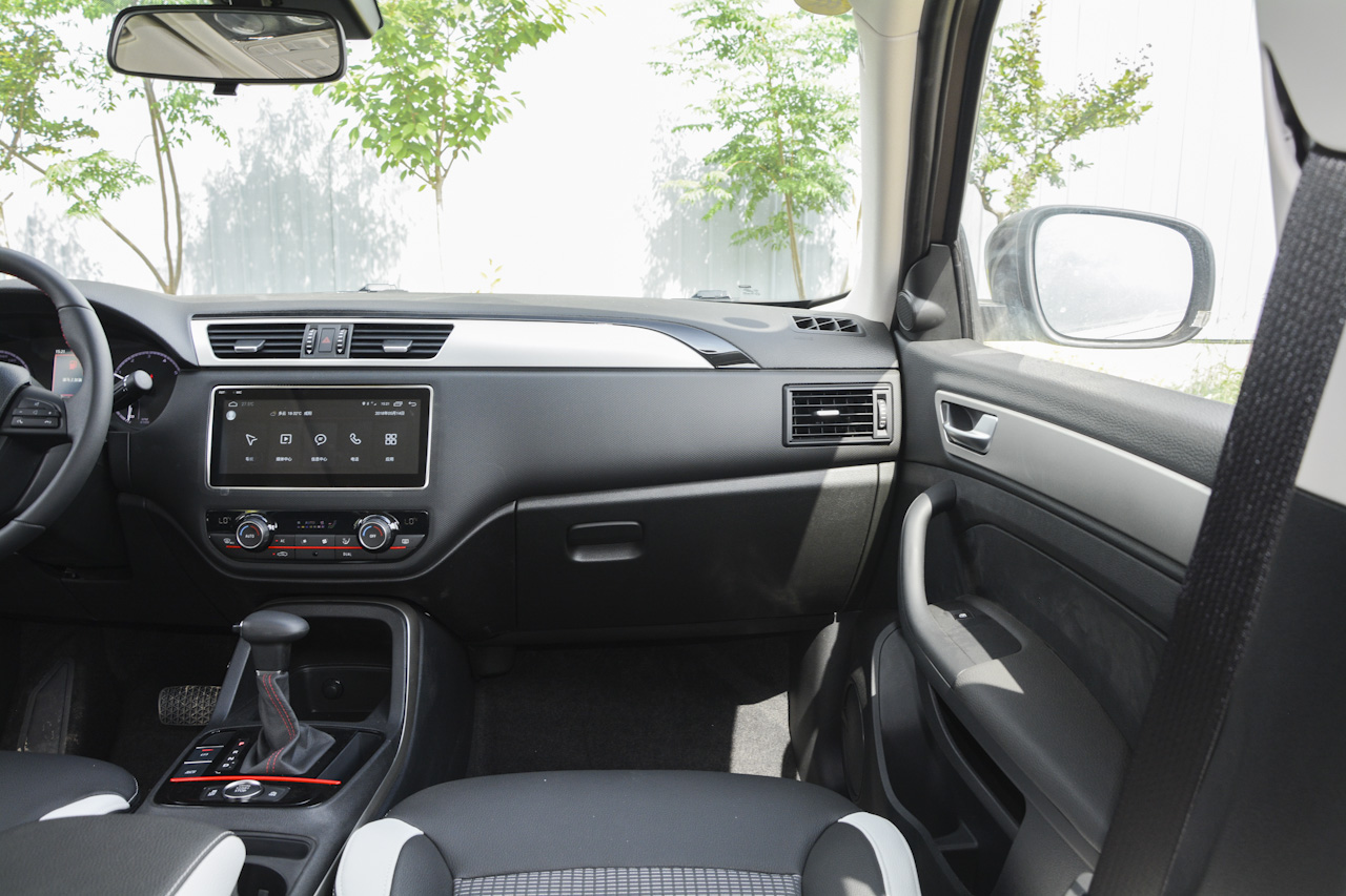 2018款观致5 SUV 1.6T自动尊贵型