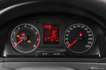 2016款桑塔纳1.6L自动风尚版