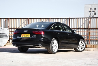 2018款奥迪A6L 30周年年型 45 TFSI quattro 豪华型