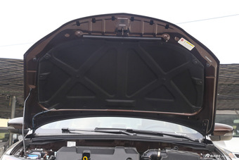 2017款吉利帝豪1.5L自动三厢百万款豪华型