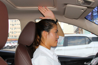 2017款宝骏560 1.5T DCT尊享型