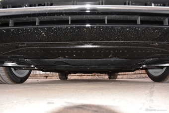 2018款奥迪A6L 3.0T自动30周年年型 50 TFSI quattro 尊享型