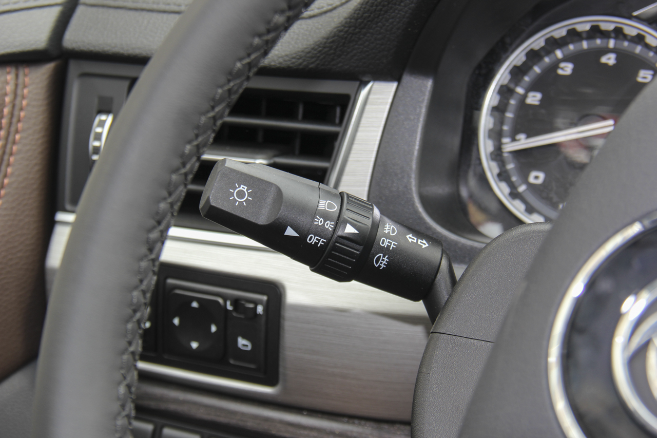 2017款景逸X6 乐享系列1.5T自动豪华型