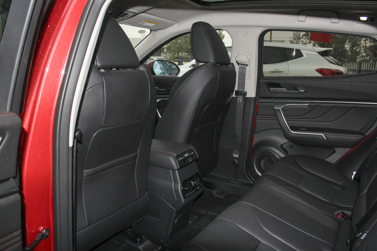 2019款WEY VV5升级款2.0T两驱旗舰型