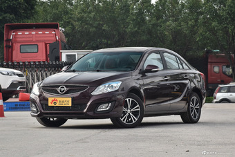 2017款海马M6 1.5T自动豪华型