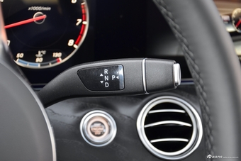 2019款奔驰E级2.0T自动 200L运动型4MATIC