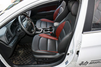 2016款领动 1.4T自动炫动旗舰型