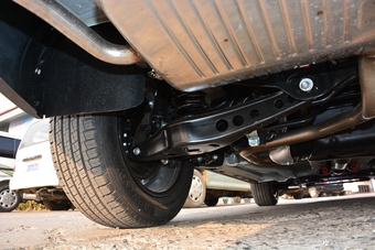 2018款中华V6 1.5T自动豪华型