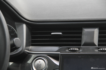 2018款哈弗H4 1.3T自动时尚型红标 