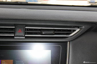 2018款荣威RX3 1.3T自动互联网智尊版