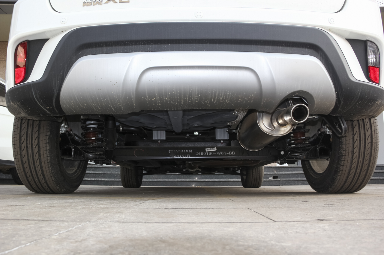 2017款陆风X2 1.6L手动劲锐版 