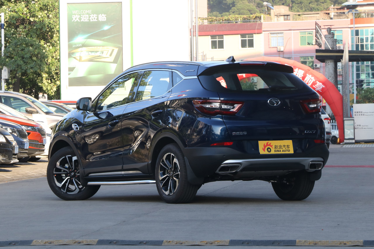 2018款东南DX7 Prime 1.5T自动尊贵型 