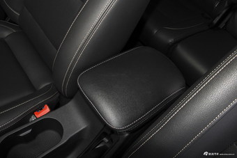 2018款斯威X7改款1.5T手动豪华互联版7座