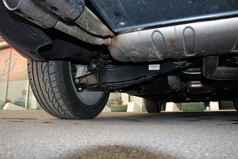 2017款奥迪Q3 2.0T自动35 TFSI风尚型