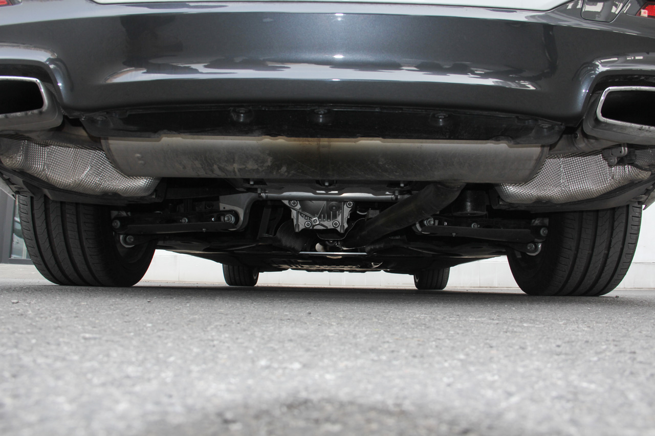 2018款宝马5系2.0T自动530Li领先型 M运动套装