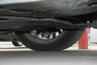 2018款凯美瑞2.5S自动锋尚版