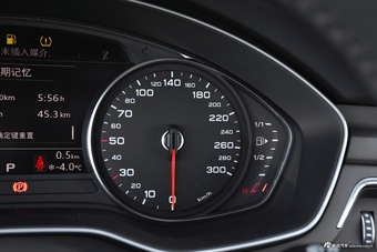 2018款奥迪A4L 1.4T自动30周年年型30 TFSI进取型