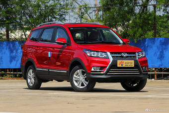 2016款北汽幻速S3L 1.5L手动尊贵型