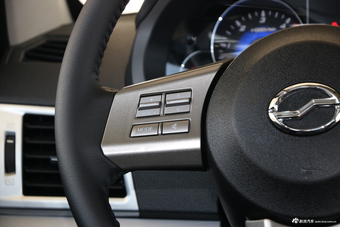 2018款中兴威虎 2.5T柴油国V两驱豪华型中双XD25T5