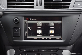 2018款雪铁龙C3-XR 1.6L自动先锋型