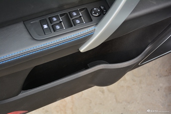 2017款帝豪EV EV300三厢精英型