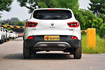 2017款科雷嘉2.0L自动四驱尊贵版