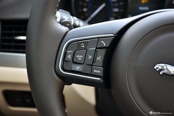 2017款捷豹XFL 2.0T自动200PS豪华版