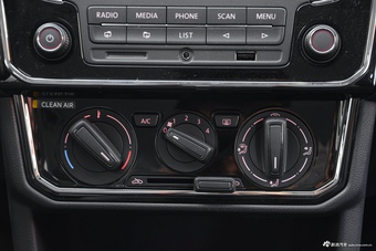 2017款捷达1.5L手动舒适型