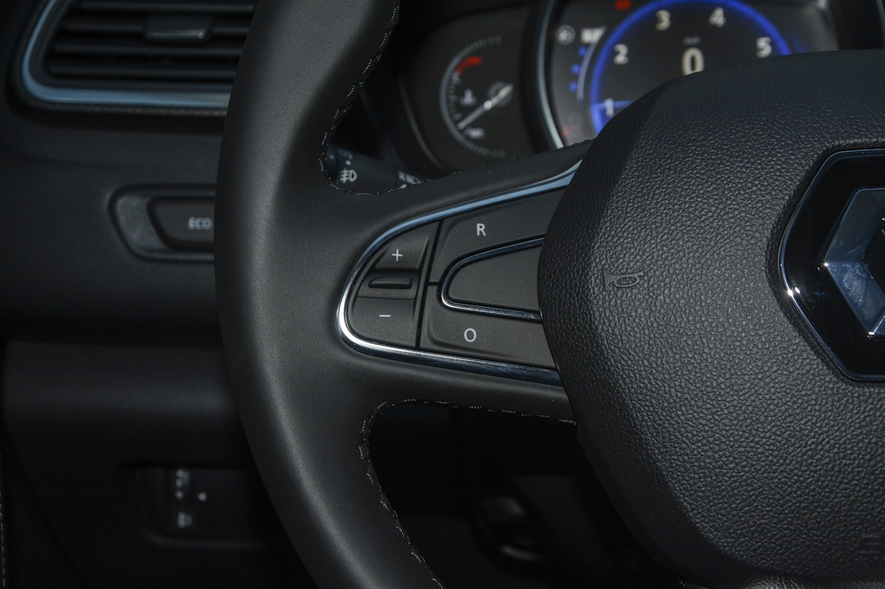 2017款科雷嘉2.0L自动豪华版