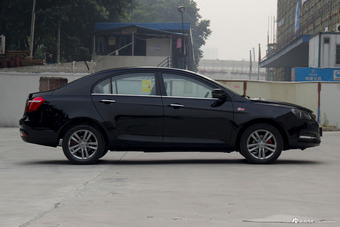 2017款吉利帝豪1.3T自动三厢百万款尊贵型