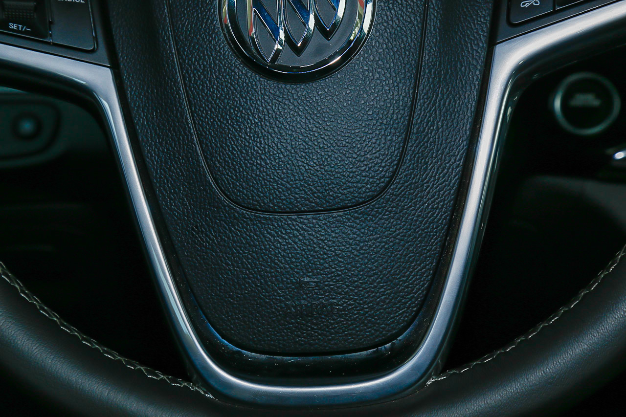 2016款昂科拉1.4T自动四驱全能旗舰型18T