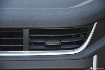 2015款风云2 1.5L手动新锐版