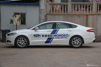 2013款蒙迪欧1.5T自动180舒适型