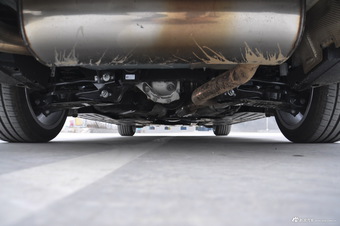 2017款宝马3系2.0T自动M运动型320Li